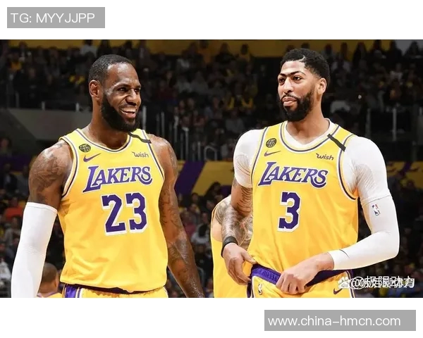 湖人热火激战回顾精彩瞬间与经典对决全景解析 湖人热火激战回顾精彩瞬间与经典对决全景解析