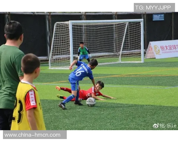 世冠模仿足球明星精彩瞬间合集带你领略球场魅力与风采